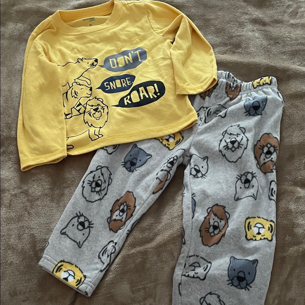 Boys Yellow and Gray Animal Print Pajamas with Fleece Pants